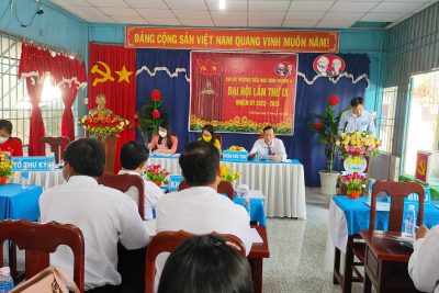 Chi bộ trường Tiểu học Vĩnh Phong 4 tổ chức Đại hội chi bộ lần thứ IX, nhiệm kỳ 2022-2025.