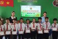 Liên đội trường đã tổ chức các mô hình gây quỹ như phong trào “Kế hoạch nhỏ”,  “Nuôi heo đất” và “Thu gom rác thải nhựa” hỗ trợ, tặng quà cho các em học sinh có hoàn cảnh khó khăn